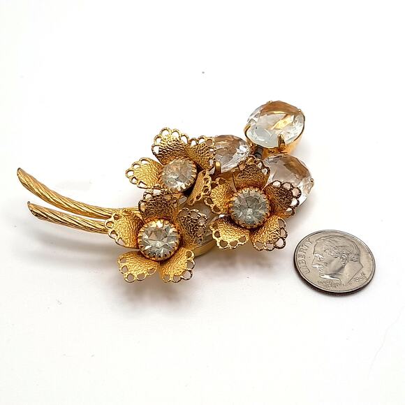 Vintage Gold Plated Floral Brooch, Large Clear Rhinestones, 2 3/4", 1960s - Picture 5 of 9